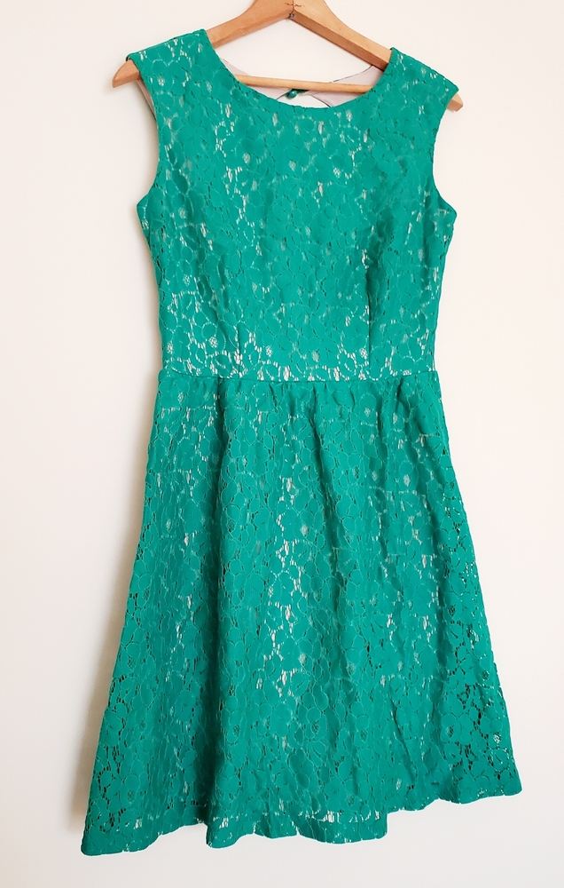 En Focus Studio green lace dress - Picture 1 of 8